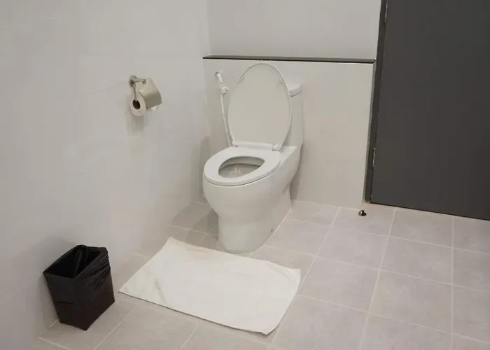 Sans Hotel Ratchaburi