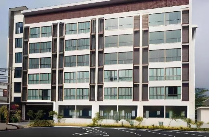 โรงแรม Sans Ratchaburi