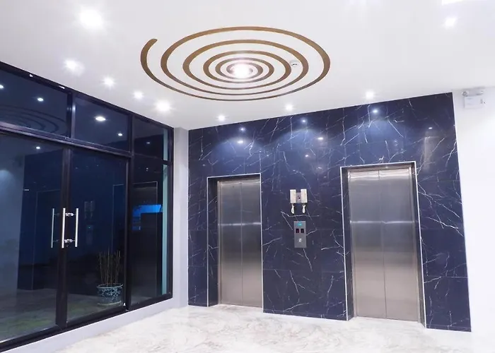 Sans Hotel